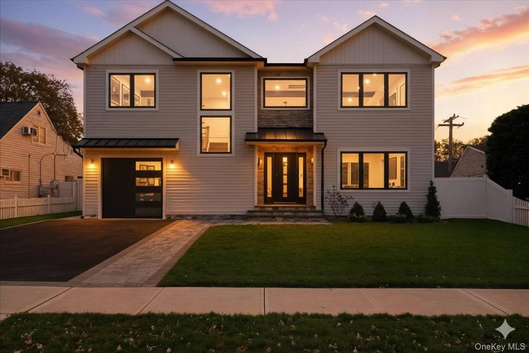 Welcome to the New Construction Luxury You ve Been Waiting For !