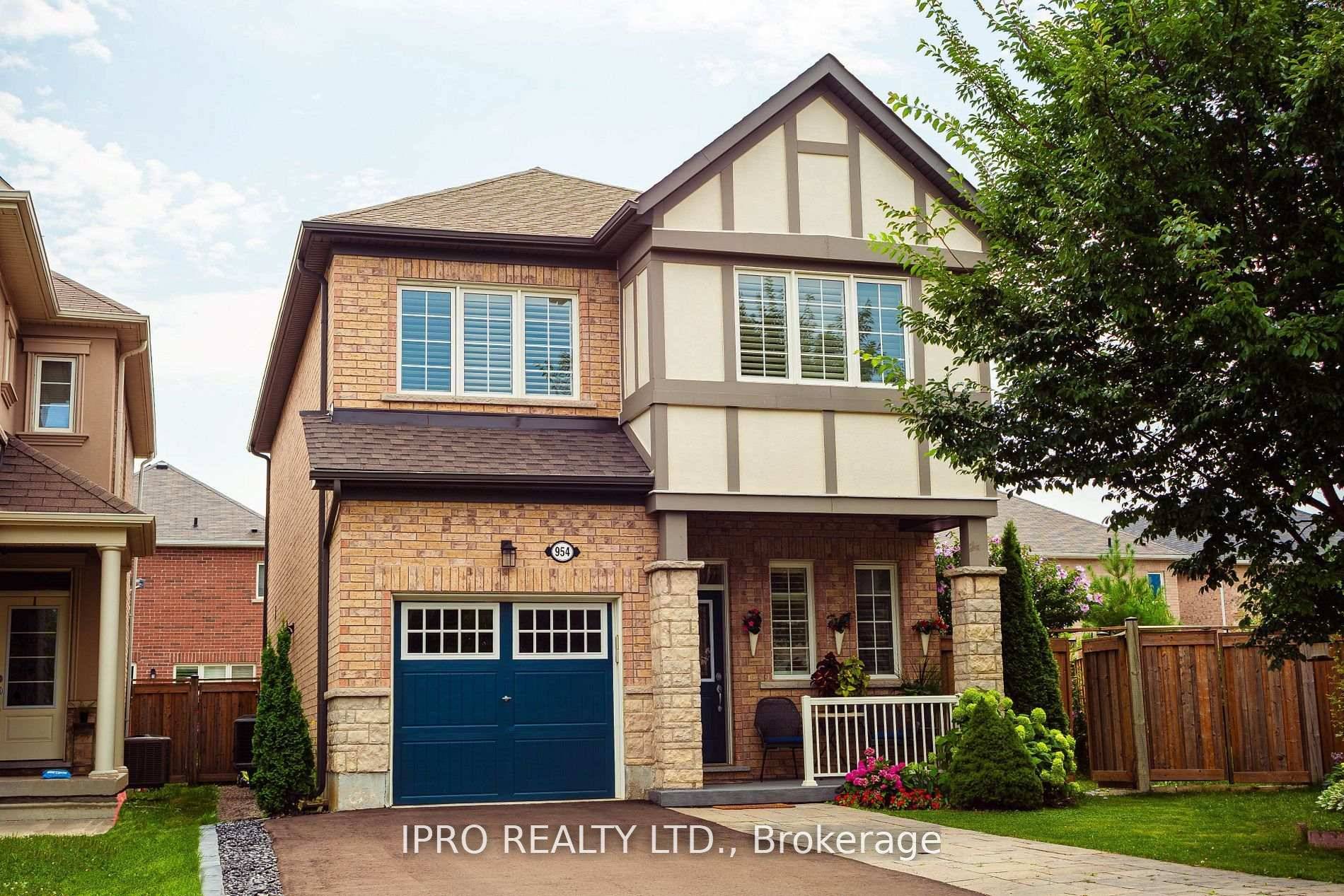 Nestled in the Heart of Milton, This Detached Two Storey Gem boasts 4 Spacious Bedrooms and 3 Modern Bathrooms, 9ft Ceilings.