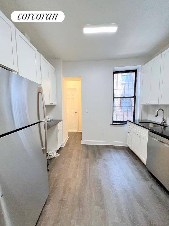 This beautifully renovated two bedroom apartment is situated in an elegant and charming building on 105th Street, just steps from Broadway on the Upper West Side.