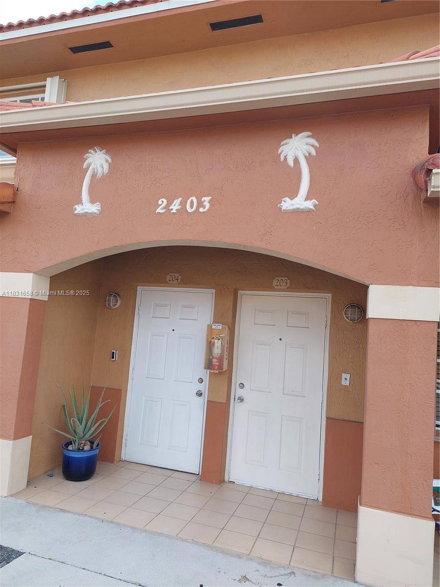 SPACIOUS 3 2 UNIT IN WEST PALM VILLAS WITH 2 ASSIGNED PARKING SPACES.