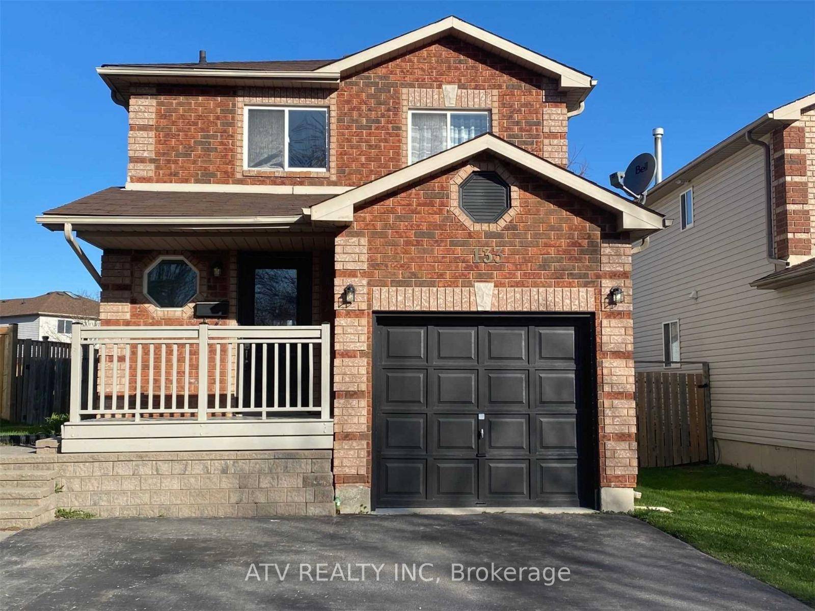 Entire House For Rent ! Beautiful 3 Bedroom 1 Home In Barrie's Holly Community.