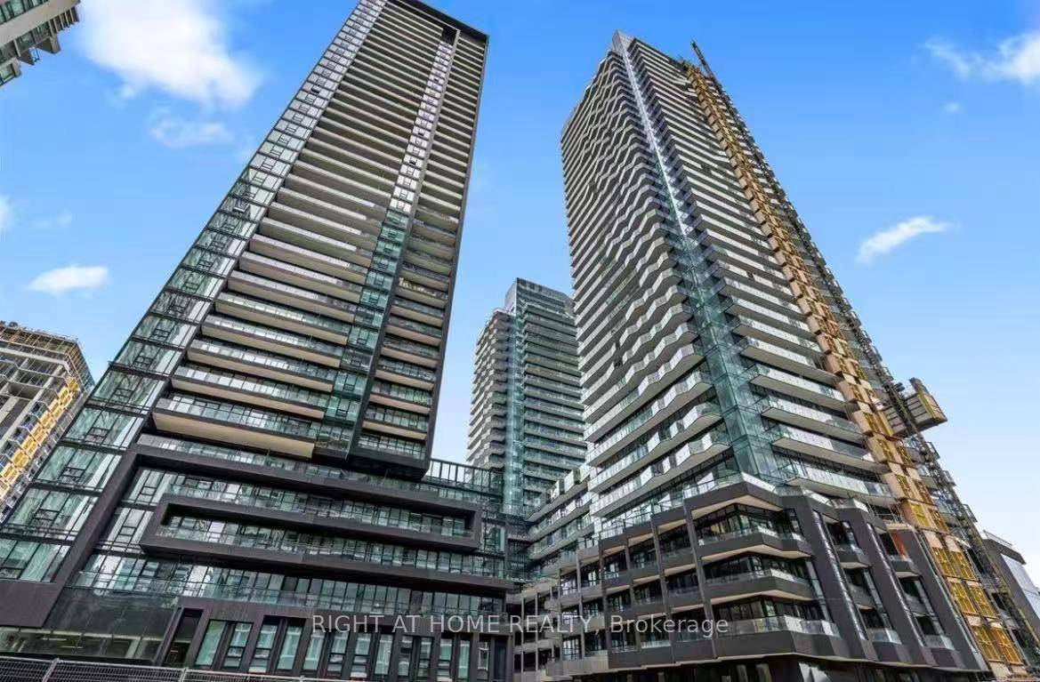 Brand New South Facing 3 Bedroom Corner Suite at Untitled Toronto !