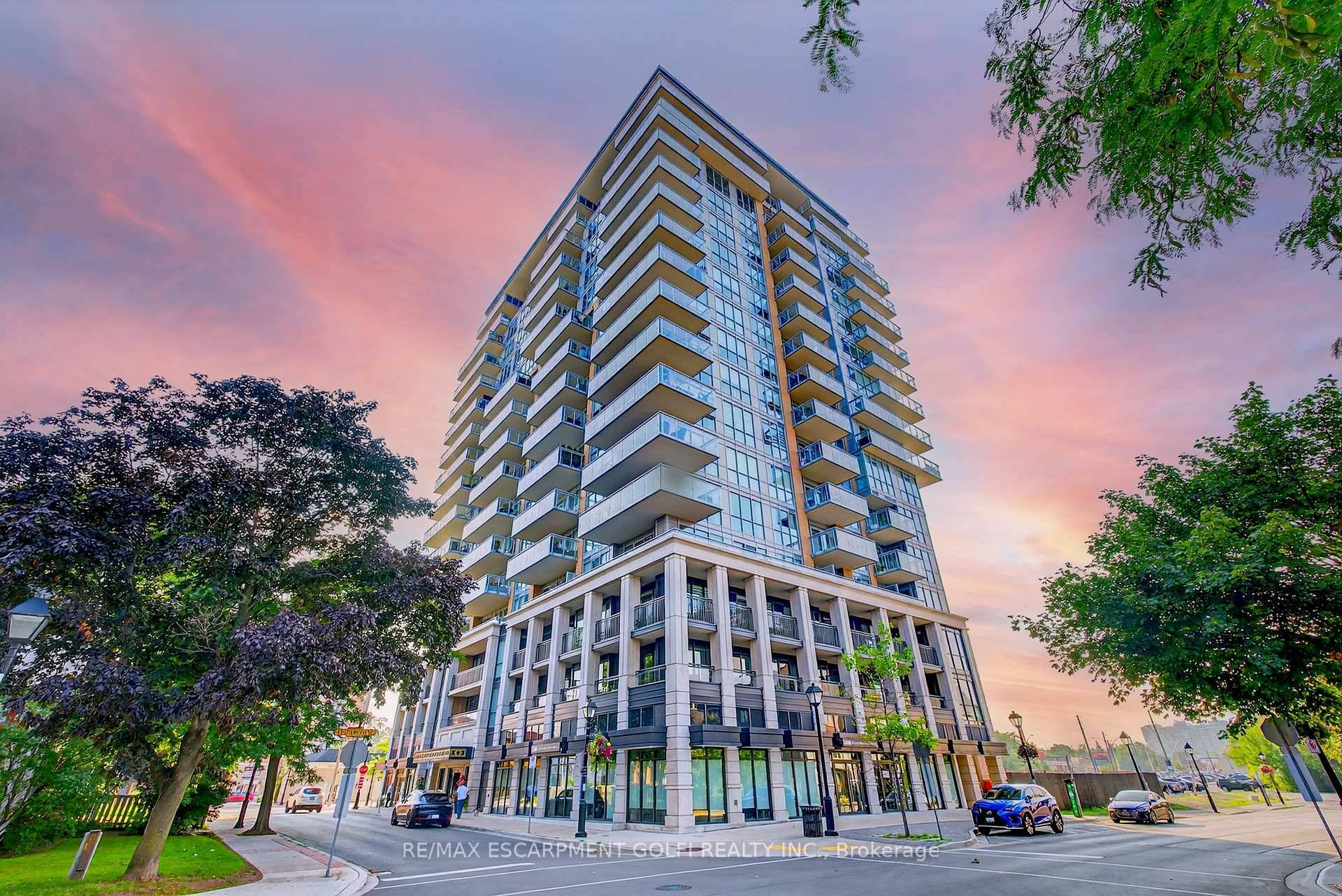 Searching for the perfect lakeview condo in downtown Burlington ?