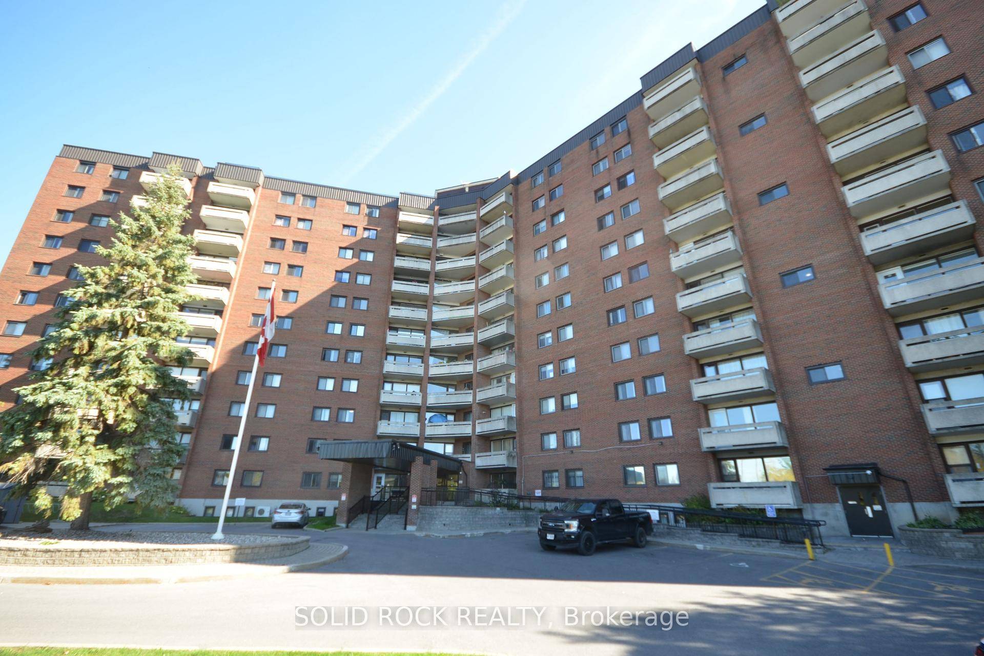 Spacious corner unit on the 8th floor of a well managed building directly across from Andrew Haydon Park and the Ottawa River.