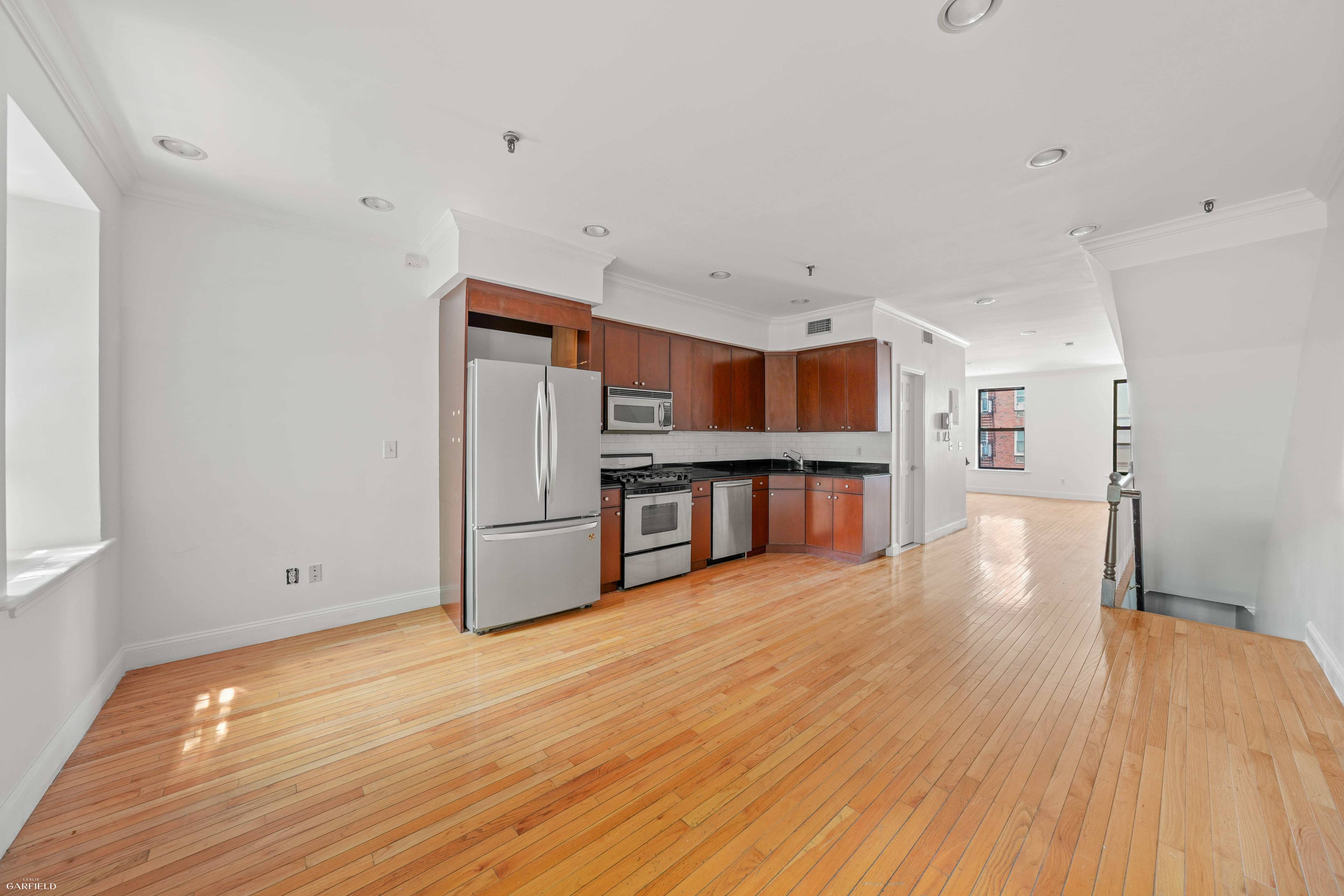 PRICED TO SELL ALL CASH OFFERS ENCOURAGED 248 East 33rd Street will be delivered vacant and sold AS IS.