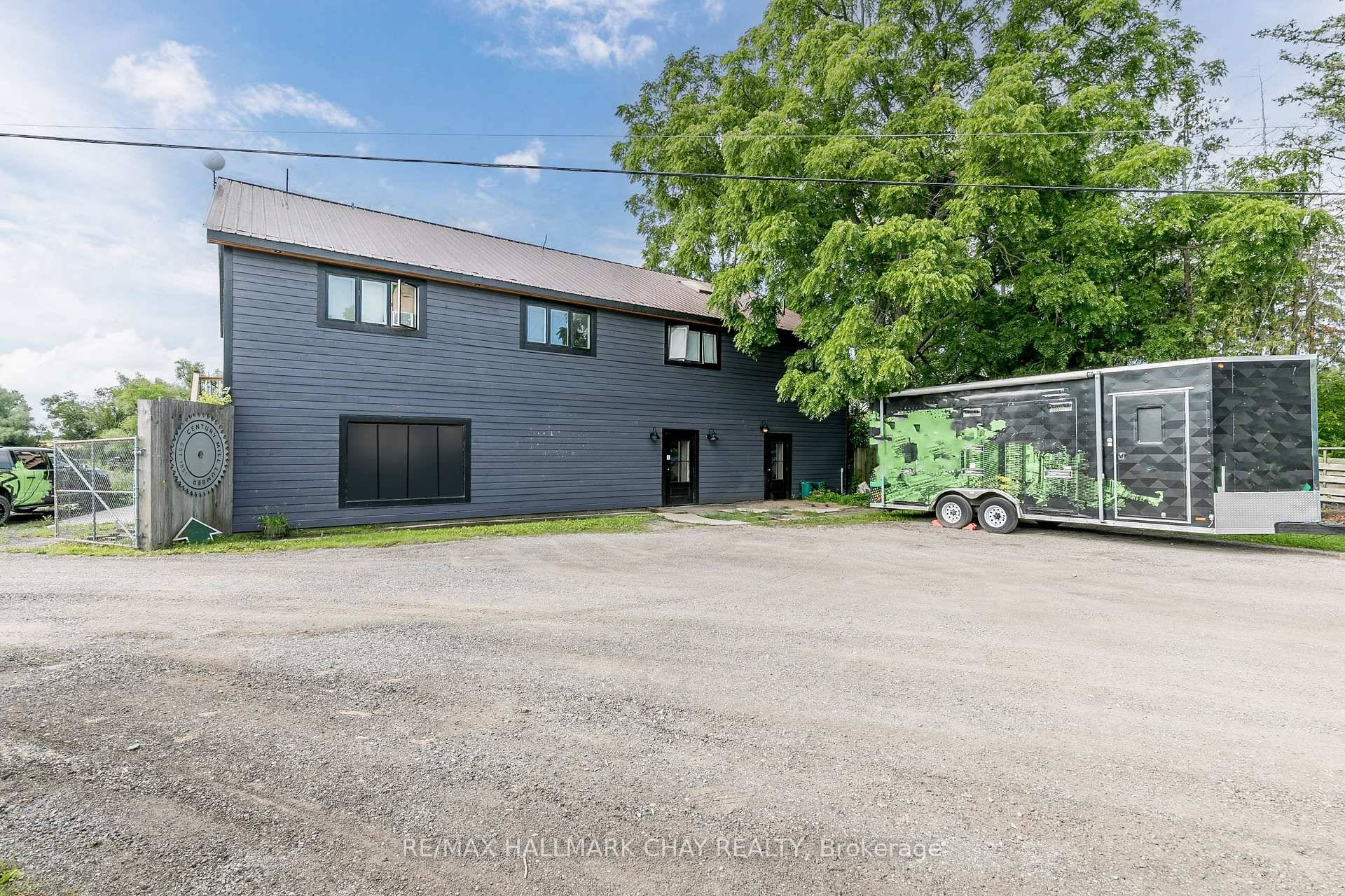 Newly Renovated 3 Bedroom Unit with Incredible Pond Views A Nature Lovers Peaceful Retreat !