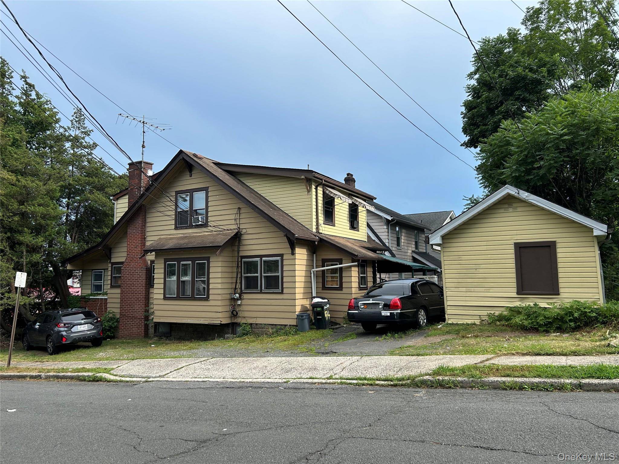 Wonderful investment opportunity in the heart of Nyack !