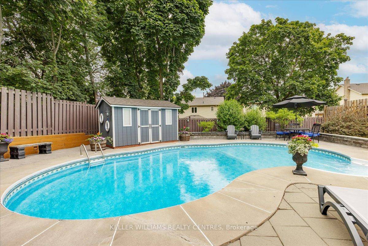 Welcome to 875 Knotwood Court !
