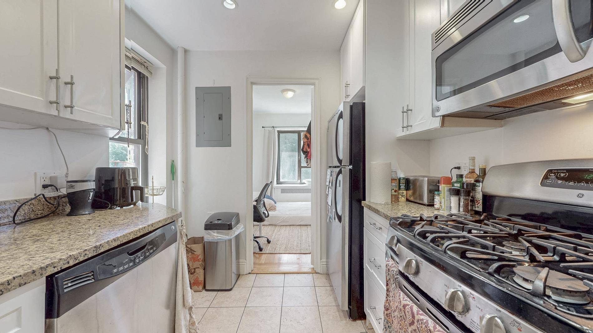 Stunning 2 Bedroom Unit in Prime Location right across from Central Park West !