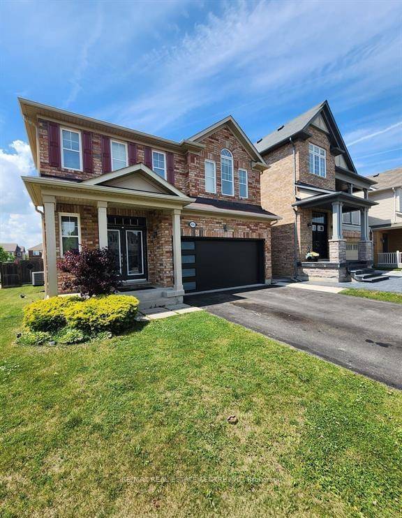 Spacious Renovated, 1 Bedroom 1 Den Office Space, 1 Bathroom With Family Room.