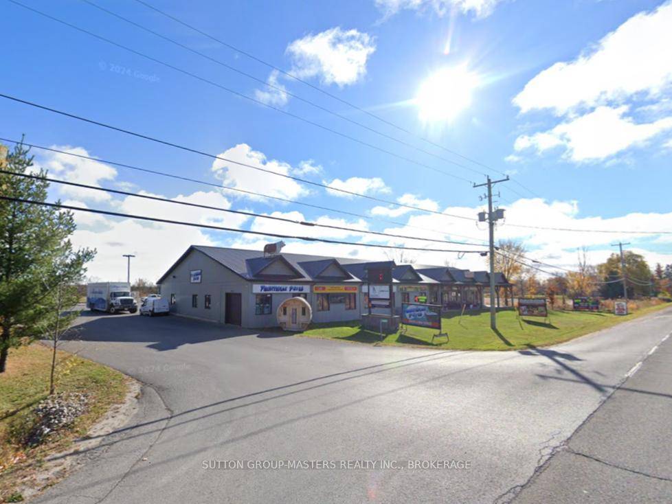 Hwy 38 Investment opportunity on this key arterial route connecting the growing region of South Frontenac to Kingston and Highway 401.