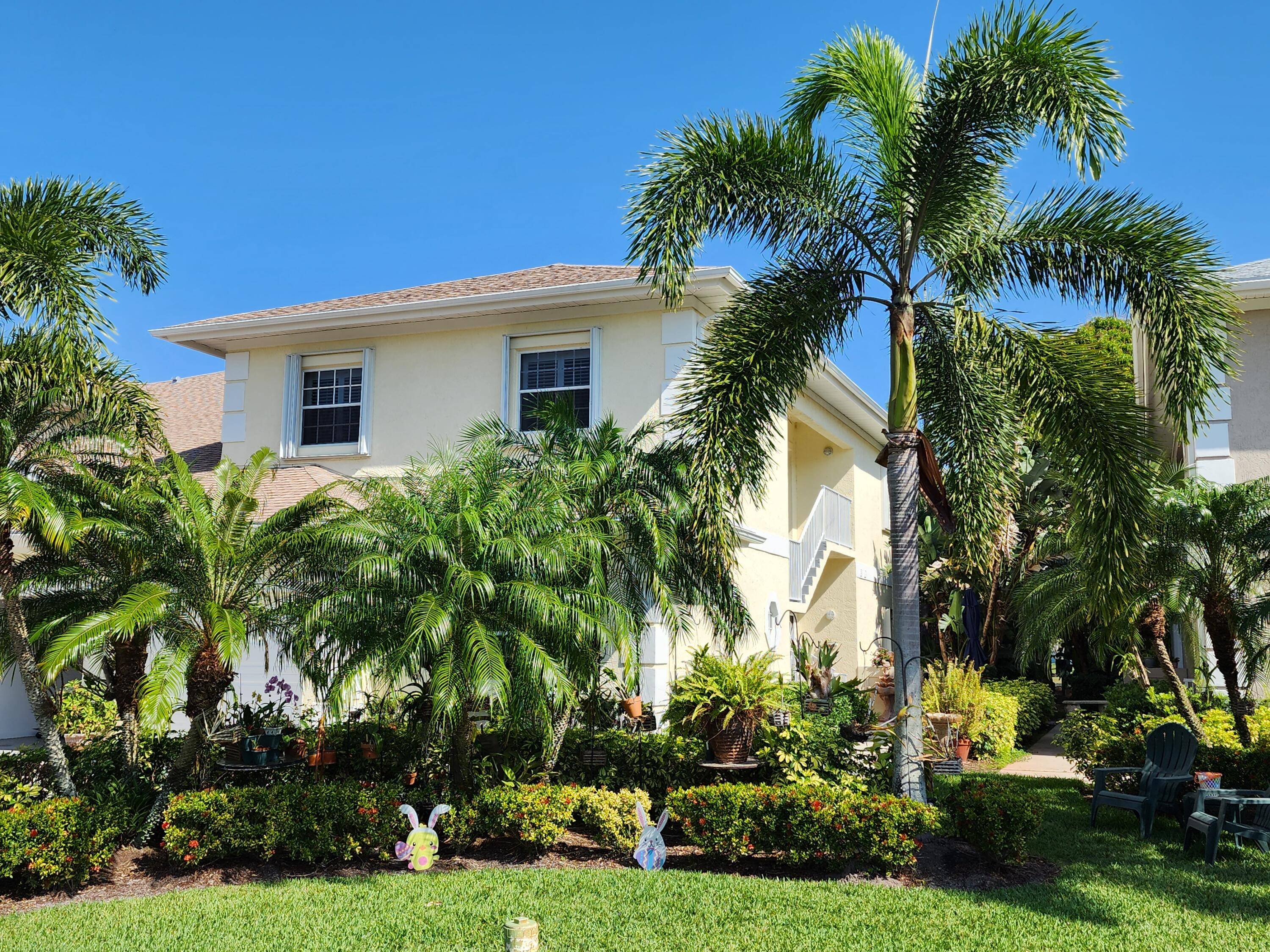 Spacious 3 BR 2 BA 1 CG second floor condo in Gator Trace community of Fort Pierce.