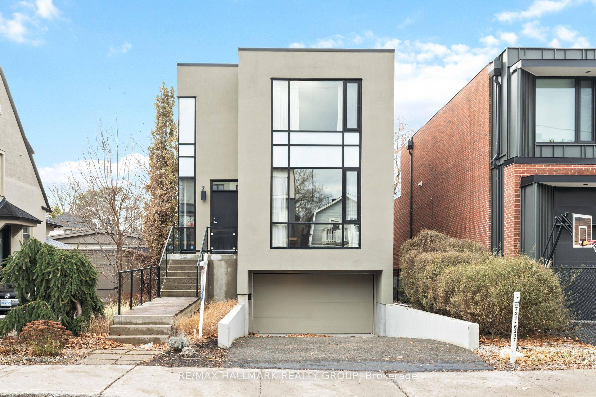 Contemporary Elegance in the Heart of Lindenlea.