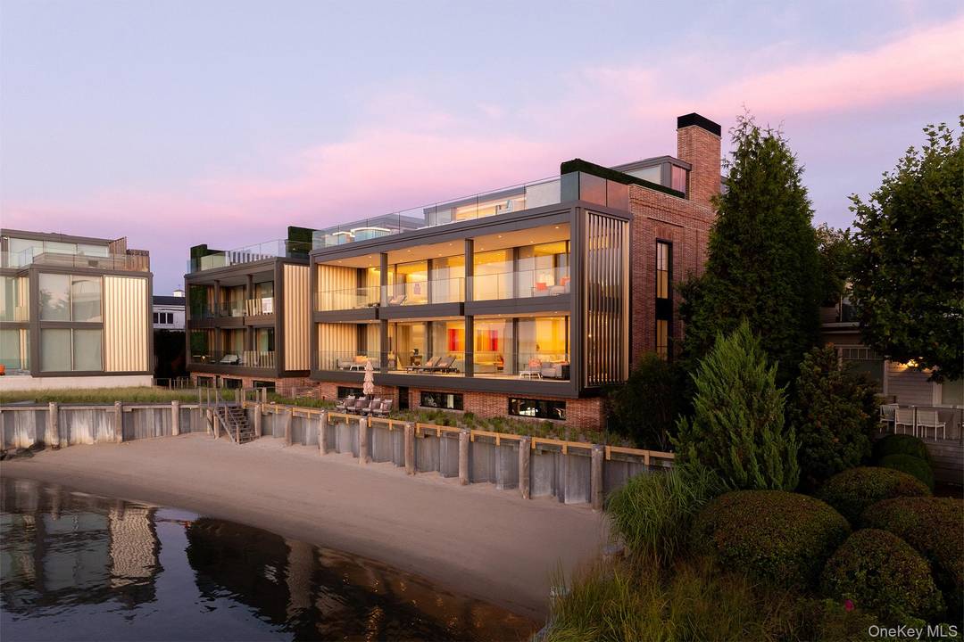 2 West Water Street The Zenith of Maritime Modernism In the historic heart of Sag Harbor a village defined by its whaling heritage and contemporary cultural gravity Residence A emerges ...