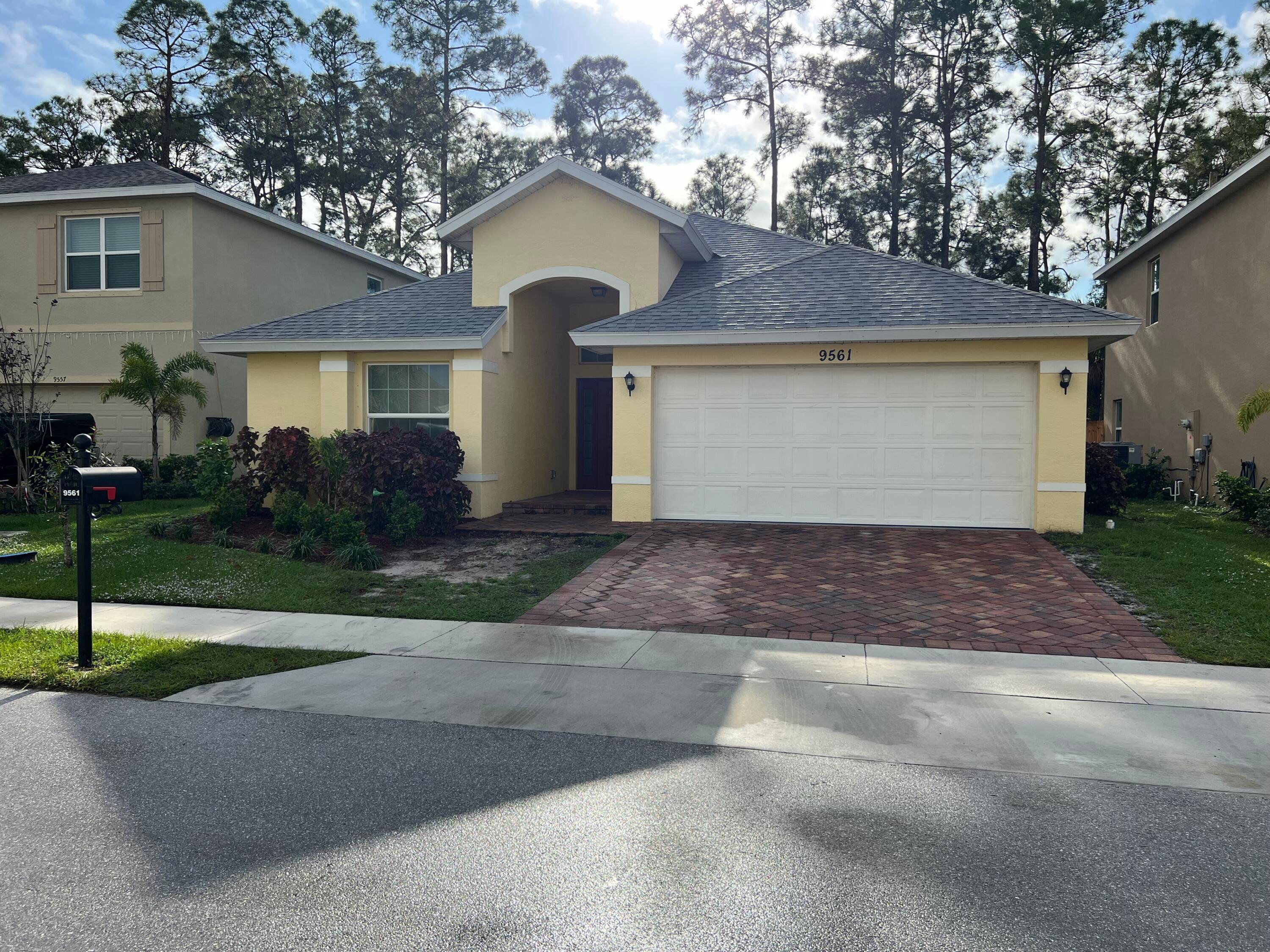 PRESERVE VIEW AND PRIVACY !