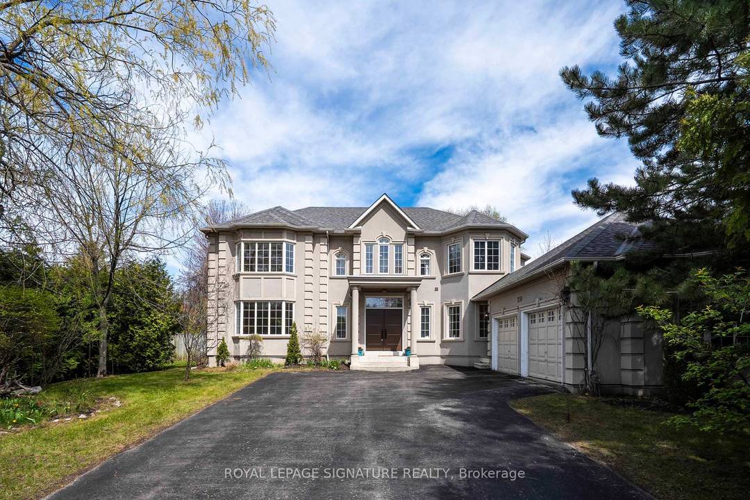 Welcome to 250 Laureation Blvd, an immaculate executive home !