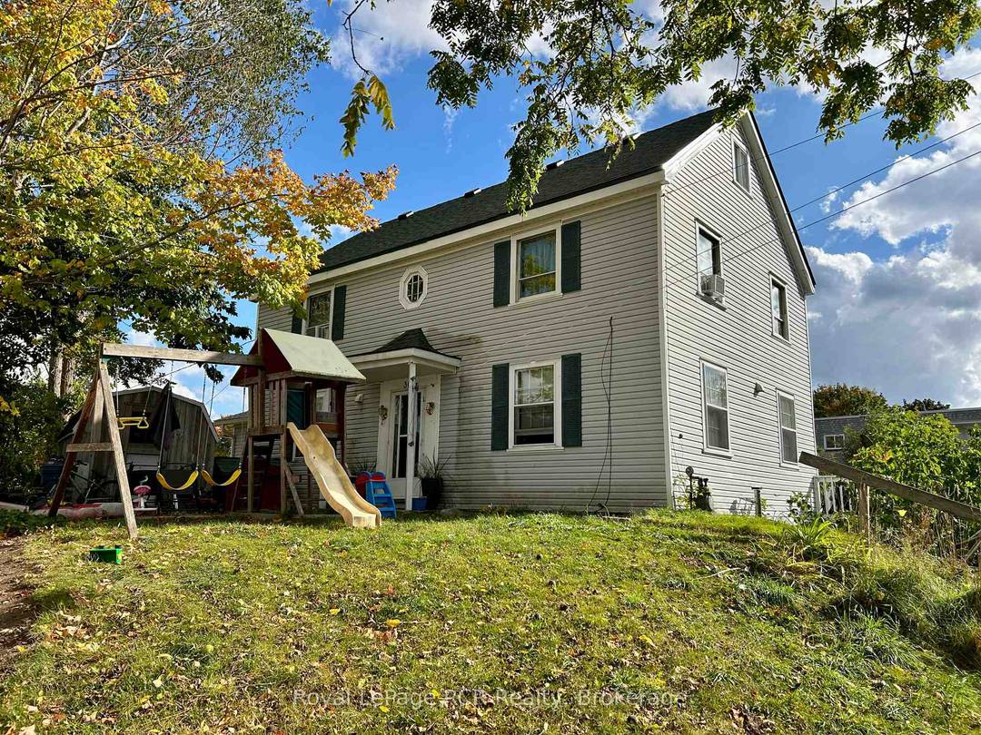 Unique investment property that could offer many different opportunities.