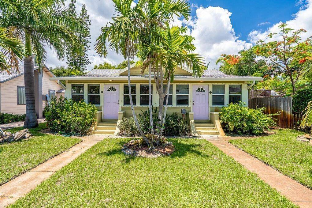 Cozy Lake Worth Duplex with Porch, Yard Prime Location.