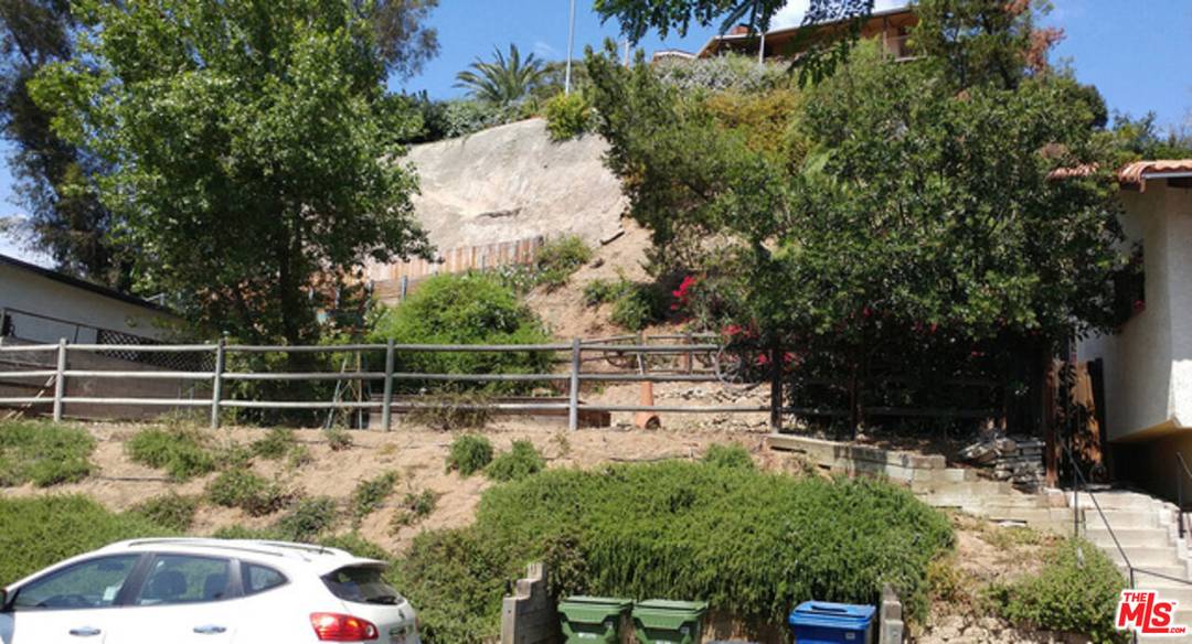 3334  N Knoll Dr Hollywood Hills East La