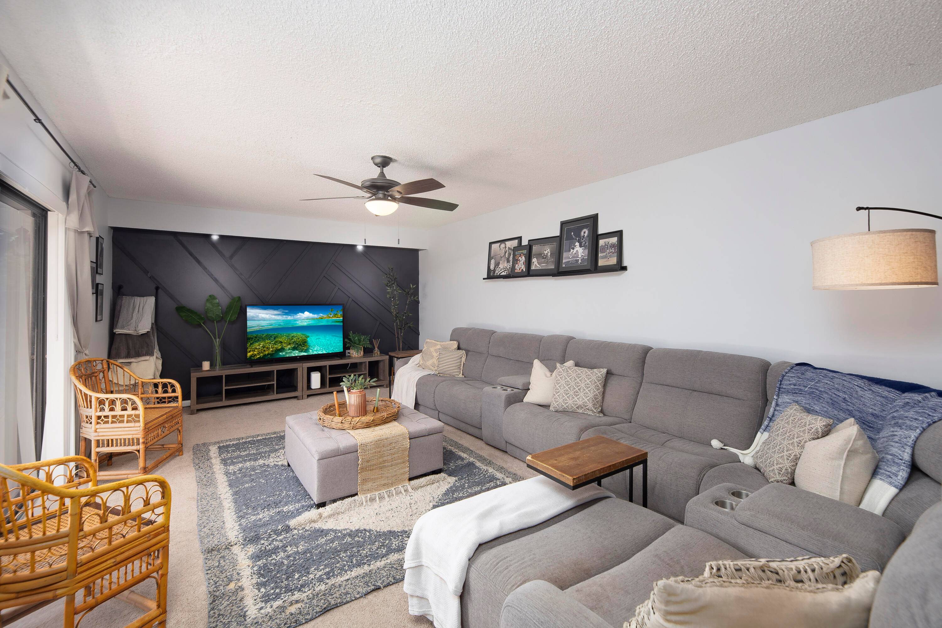 Welcome to 2980 SW Sunset Trace Circle your beautifully maintained townhome in the heart of Palm City !