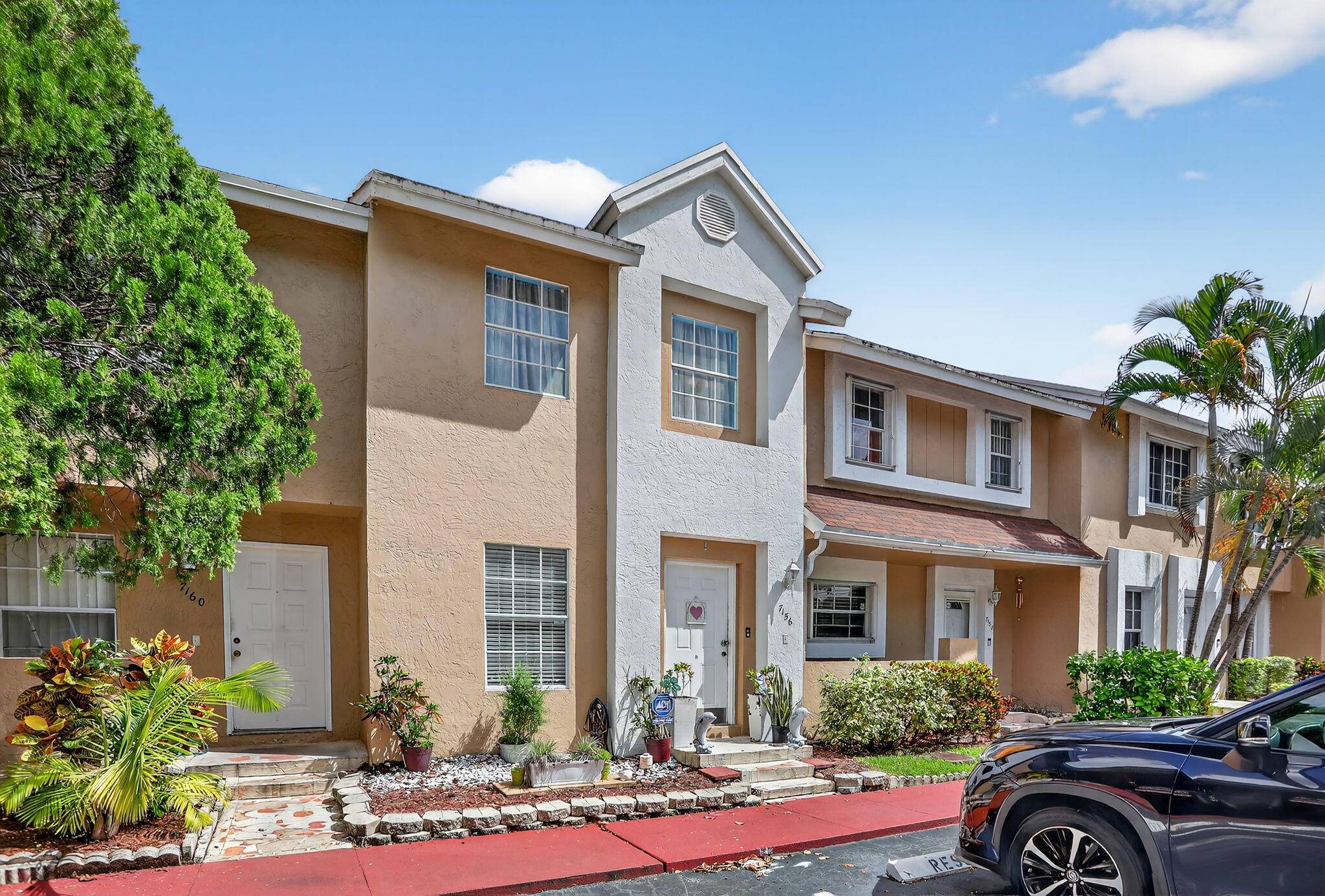 Fabulous opportunity in the heart of West Tamarac !