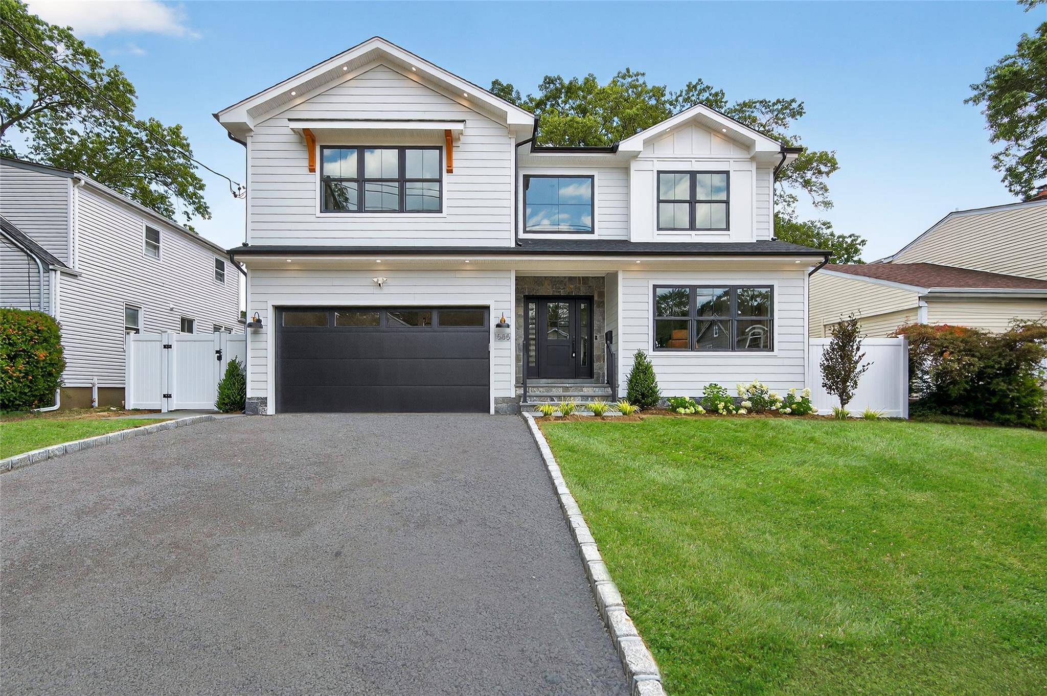 Homes by Jerry Gorgeous new construction in North Bellmore.