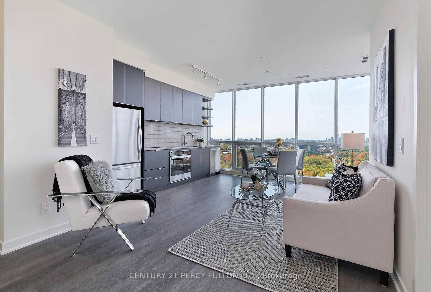 Live In This Stunning Bright Spacious 2 Bedroom, 2 Baths Unit Featuring A Breathtaking 270 Degree Unobstructed City Views, Stylish Countertops And Soaring 10 Ft Ceilings.