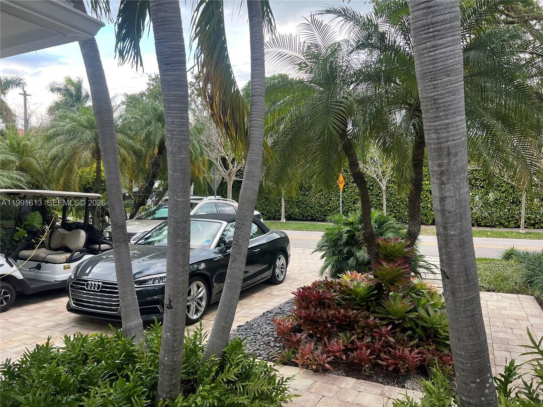 Impeccably maintained 3 bedroom 2 bath residence in the heart of Key Biscayne.