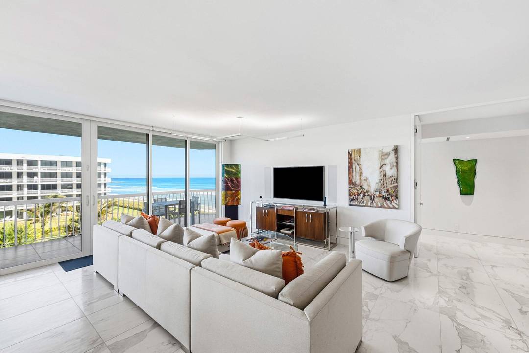 Move in tomorrow ! Step into a world where spectacular, panoramic Ocean to Intracoastal views serve as your primary decor.
