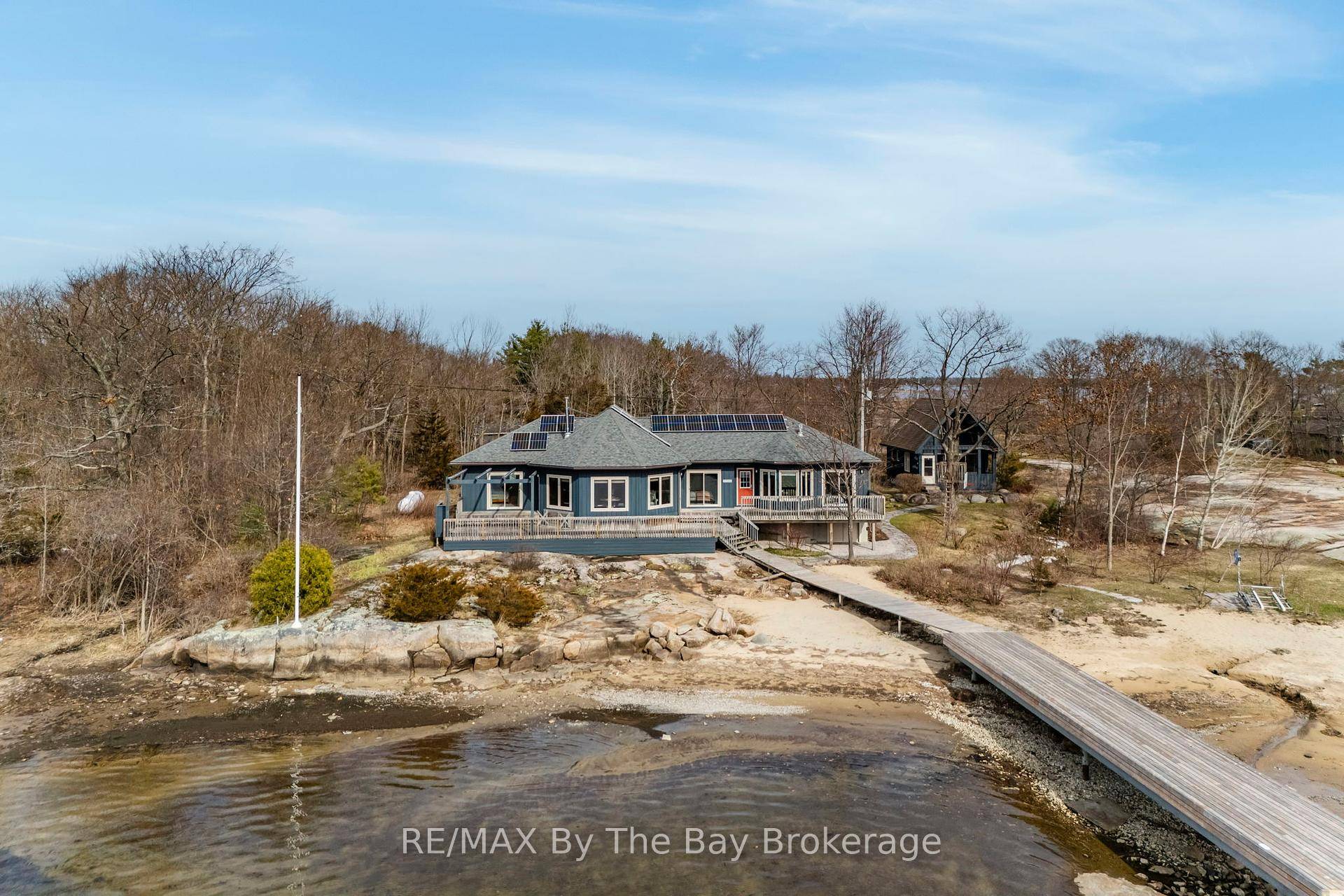 Wow what a view ! You'll be amazed with the pristine views, privacy and all the creature comforts that come with this stunning four season cottage home on a massive ...