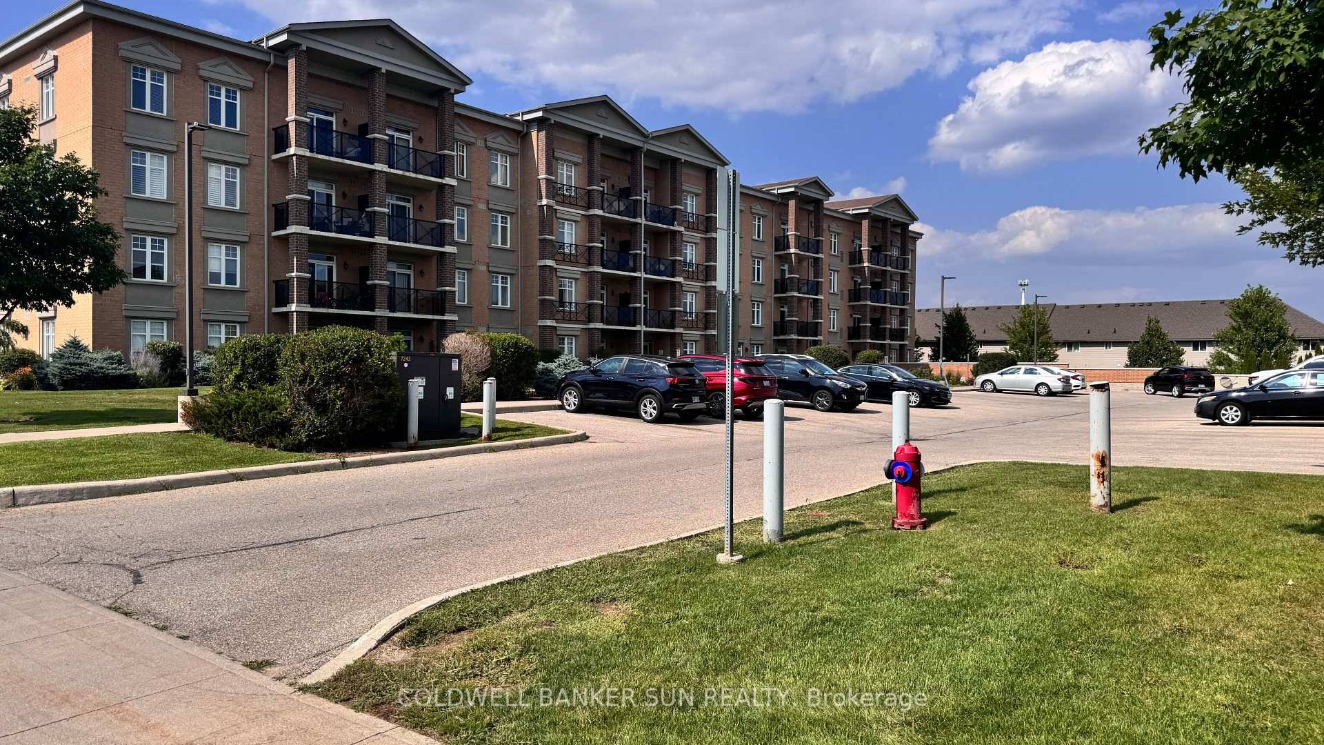 Welcome to 2 Colonial Dr unit 211, A bright 2 bedroom, 1 full bathroom, Spacious amp ; Impeccable corner unit Condo.