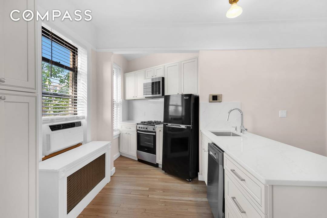 Welcome to Residence 4T a renovated oasis nestled in the heart of vibrant Astoria.