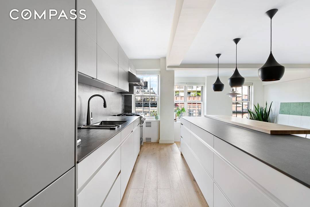 Modern Upper West Side 2 Bed 2 Bath with W D.