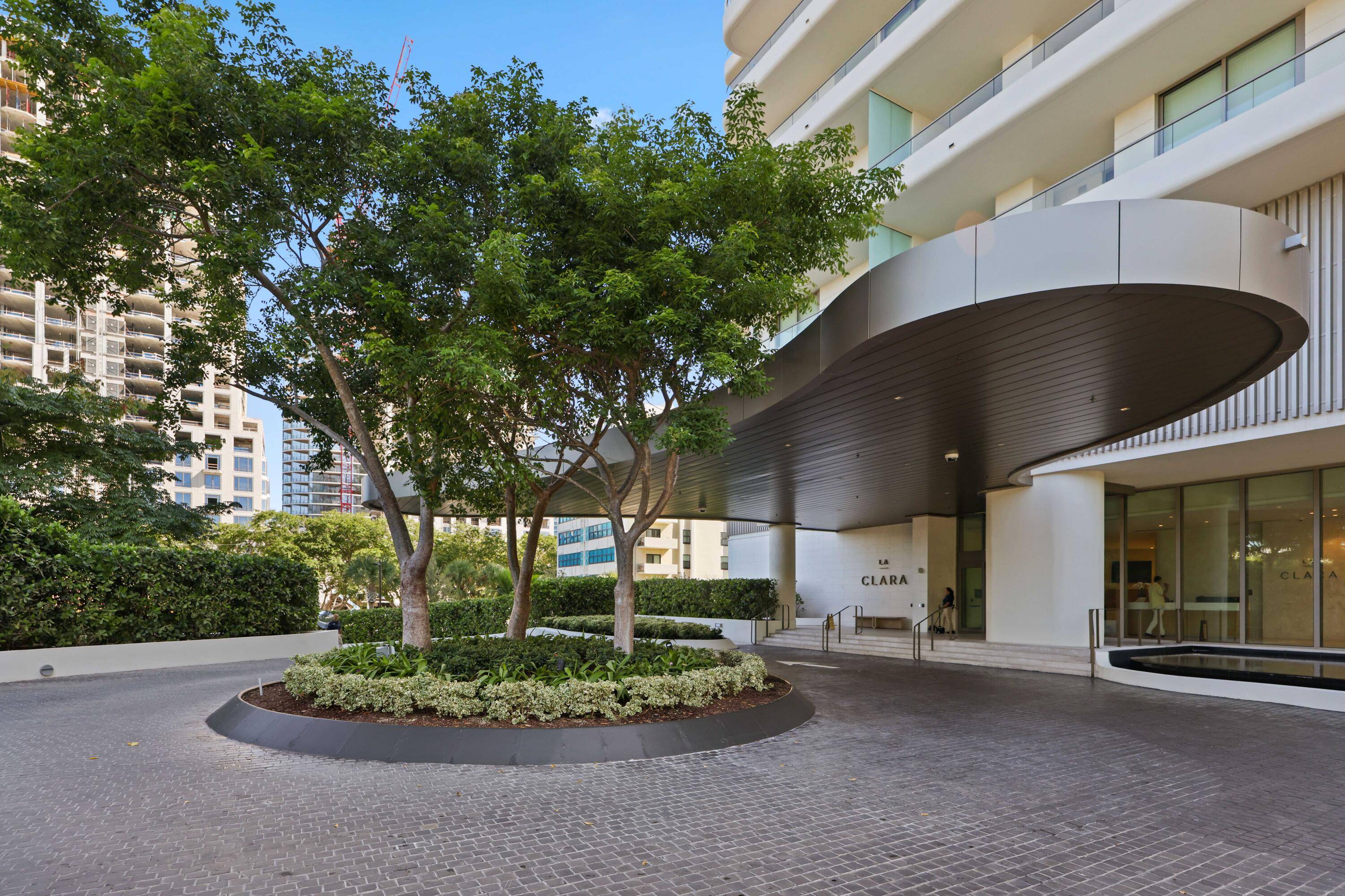 NEW Luxury waterfront condo in the most premier location of West Palm Beach with exquisite views of the ocean from the 18th floor.