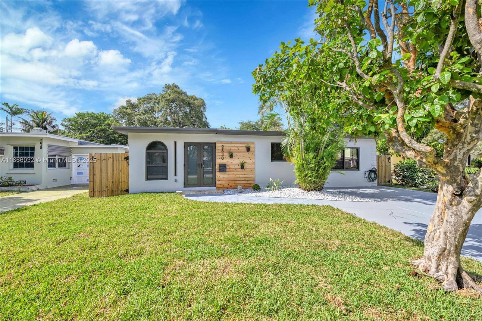 Adorable updated home ! Family friendly neighborhood, walkable and safe.