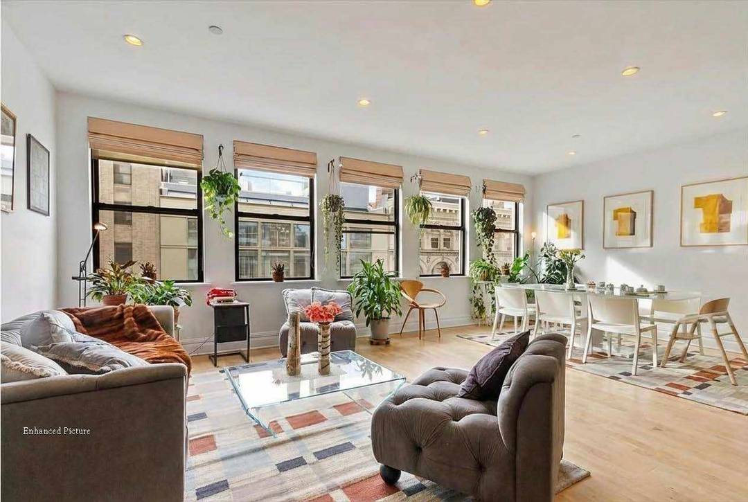 This unique and beautiful 2000 sq feet 1200 sq feet roof garden duplex penthouse with solid wood floors and black marble countertops occupies the last 2 floors of a Chelsea ...