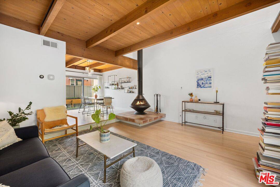 1552   Harvard St 2BR Santa Monica La