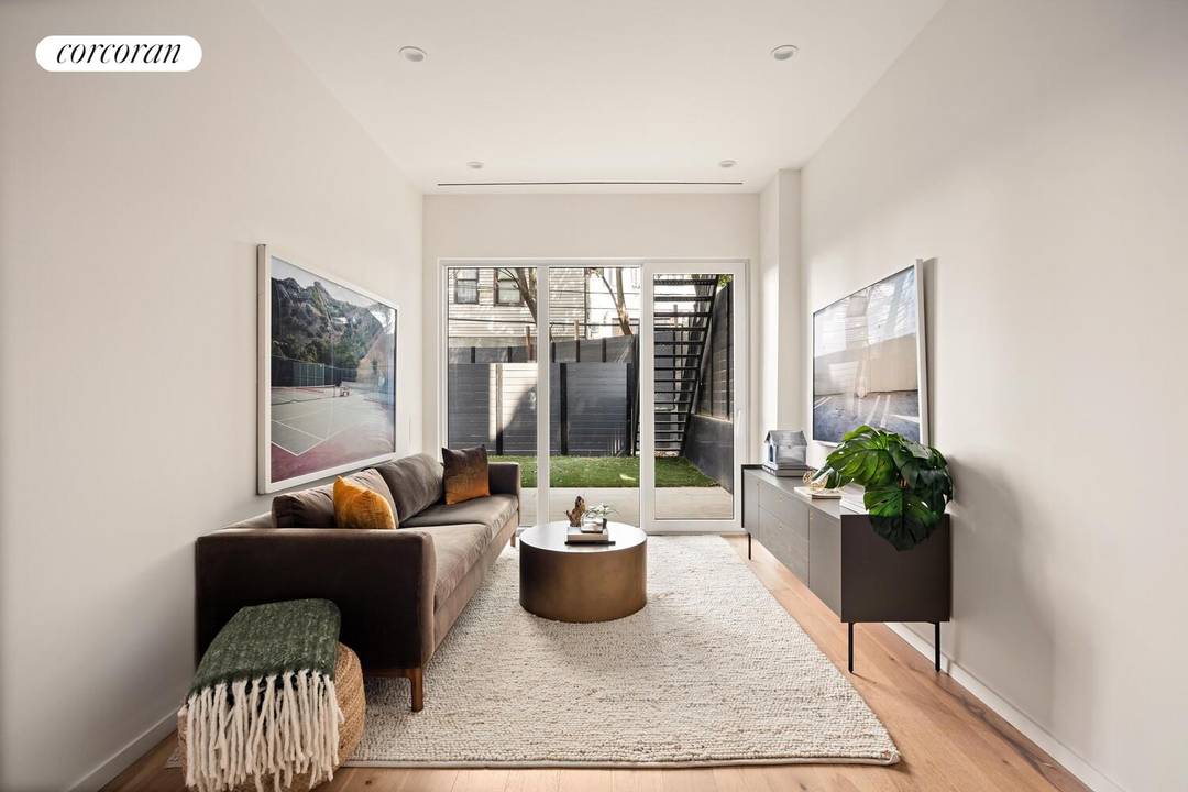 Immediate Occupancy ! Welcome to a rare opportunity to own a brand new and luxurious home in one of Brooklyn's most sought after neighborhoods, Clinton Hill.