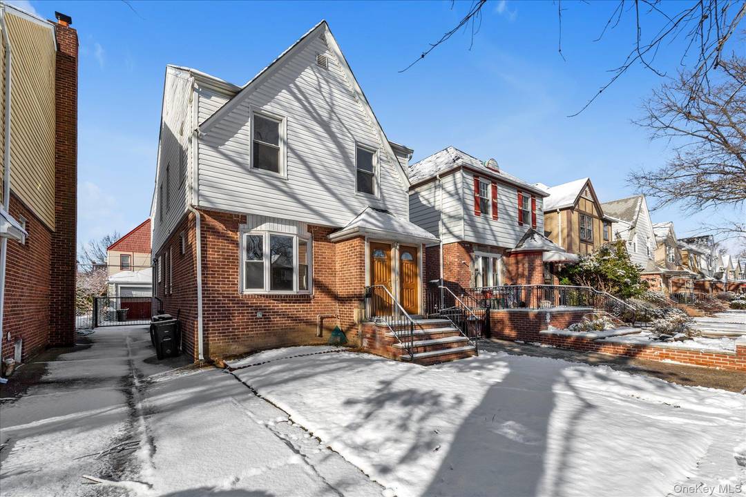 Vacant, Brick and Sunny Detached Legal 2 Family in the Heart of Flushing !