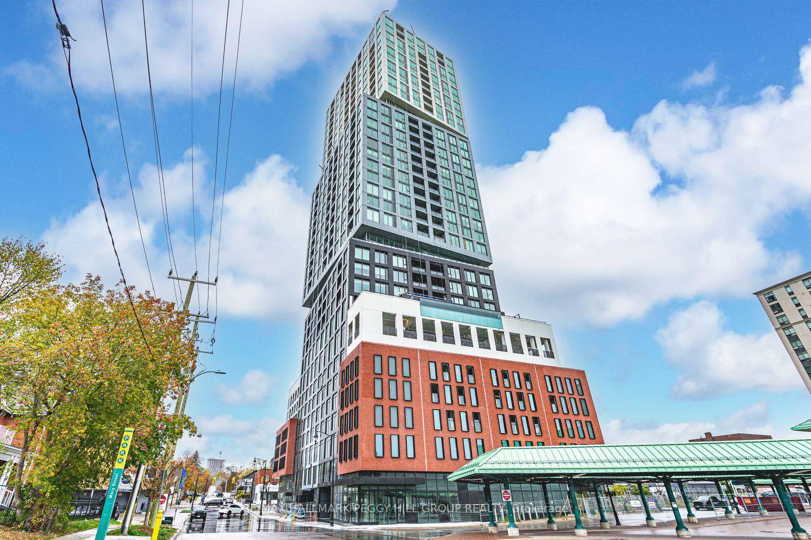 BRAND NEW 2 BED PLUS DEN CONDO WITH VIEWS OF KEMPENFELT BAY, OWNED PARKING amp ; LOCKER !