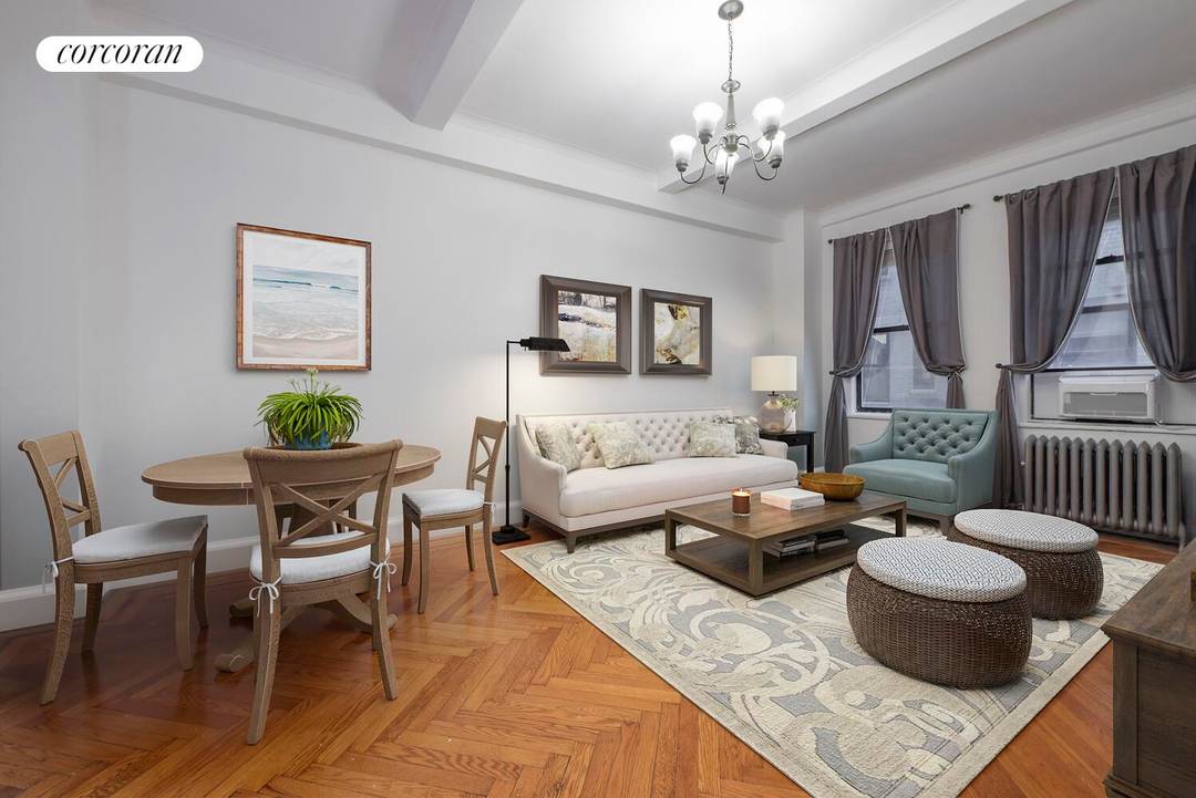 One of the most convenient corners of Manhattan with excellent service levels !