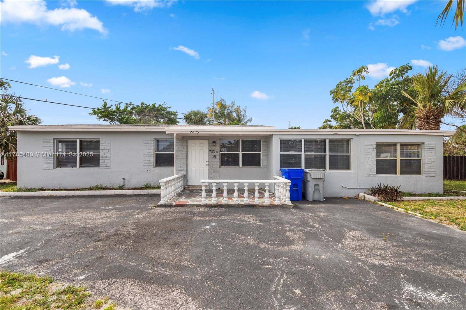 Welcome to your own private oasis in Pompano Beach !