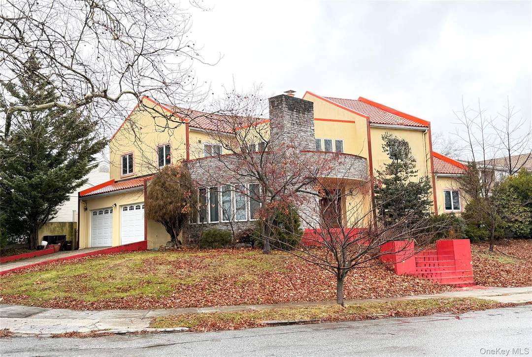 This Premium Single Family Home Features 5 Bedrooms and 3 Full Bathrooms, Offering Bright and Spacious Living Areas.