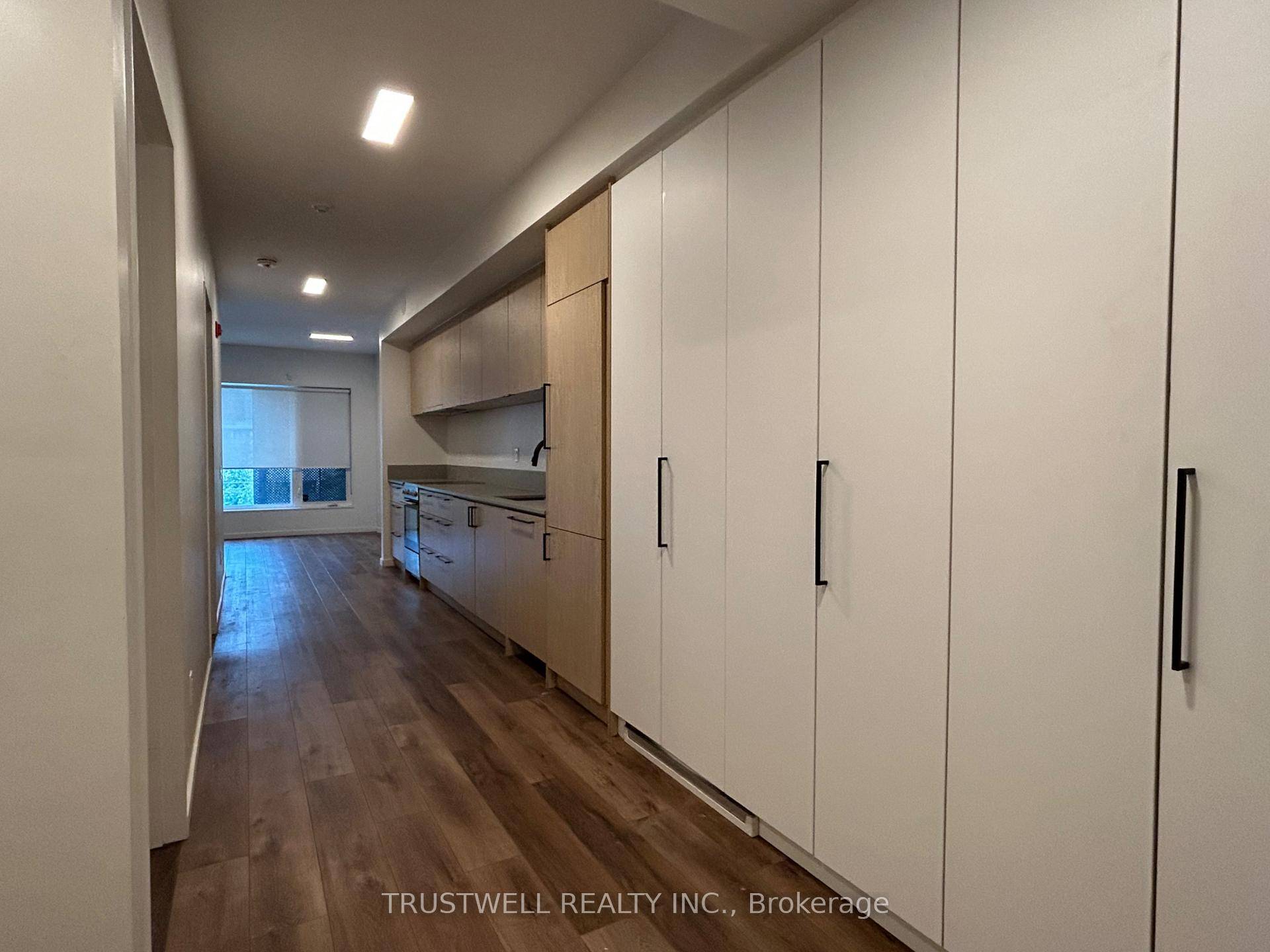 Well laid out 1 den with approximately 755 SF of space.
