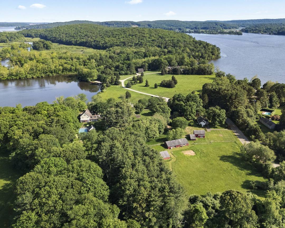 Selden Farm, a landmark 1690s property steeped in history and set in a picturesque corner of Lyme, is once again available for new stewardship.