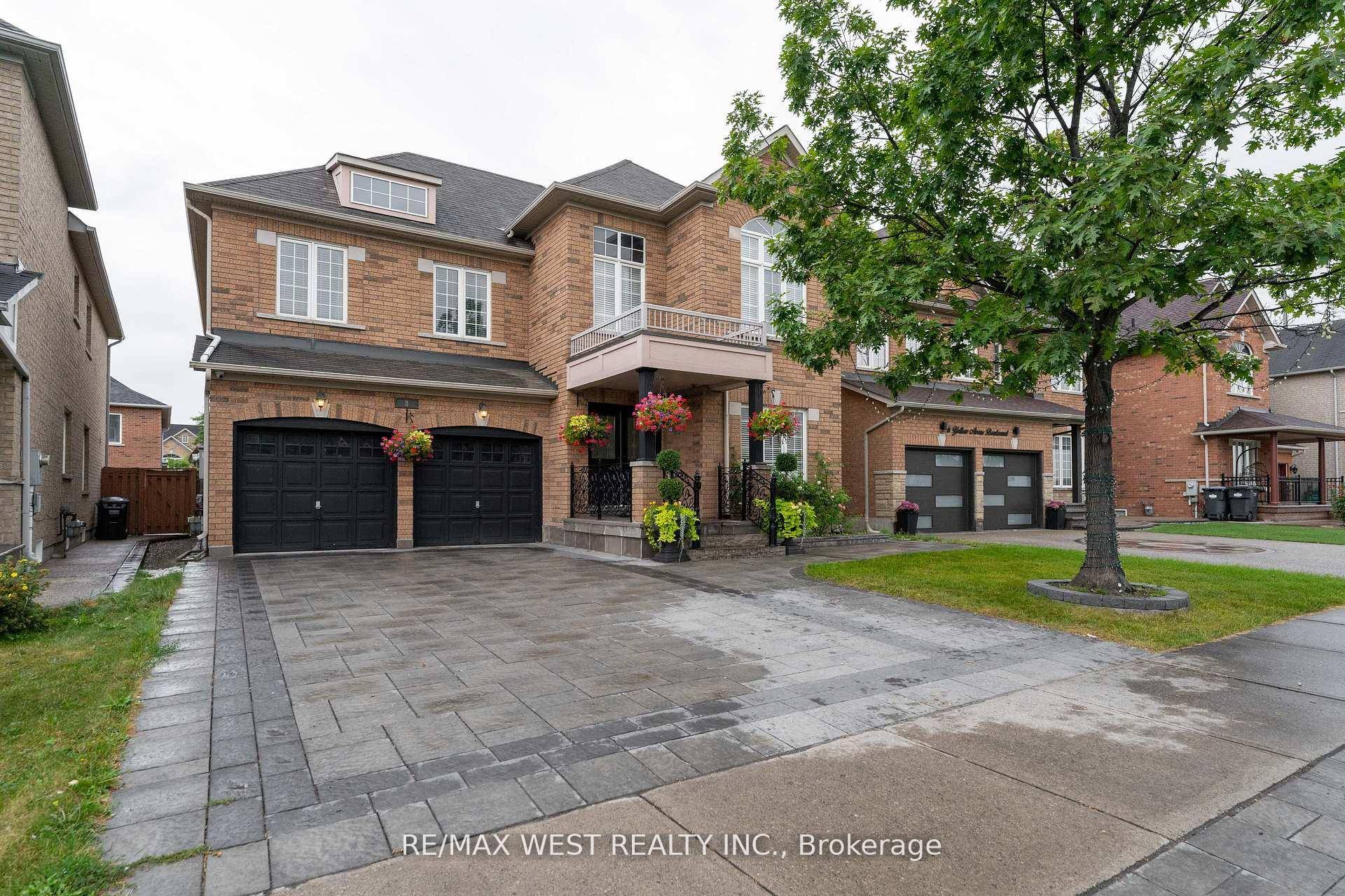 Executive 5 Bedroom Home in Prestigious Sandringham Wellington 8 Yellow Avens Blvd, Brampton !