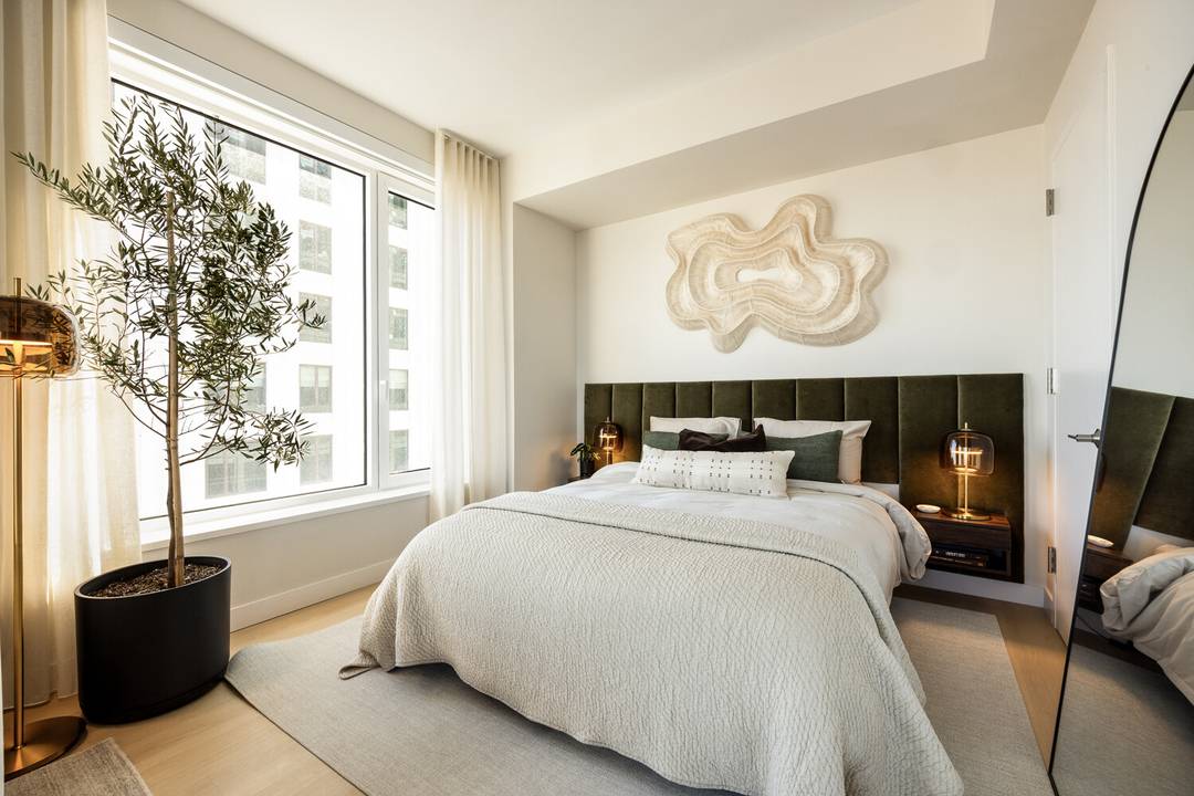 Now Leasing Refined Studio, 1, 2, and 3 Bedroom Residences and Exclusive Townhomes for Fall Occupancy.