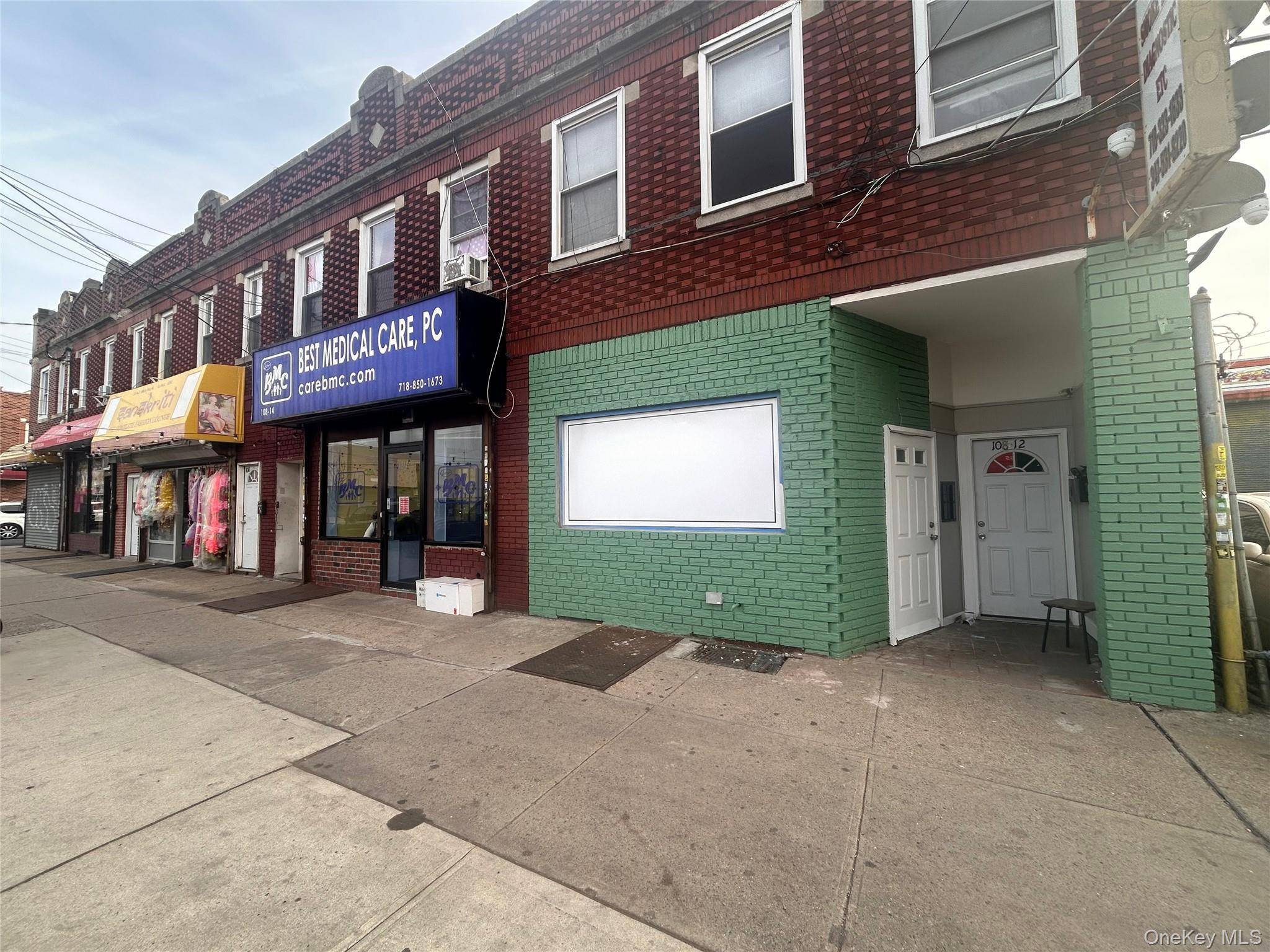 Newly white boxed 1, 500 SF retail space available on busy 101st Avenue in the heart of South Richmond Hill.