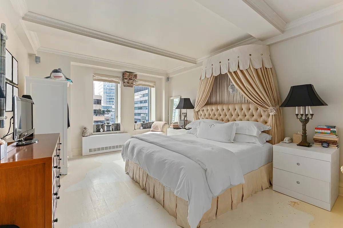 502 PARK AVENUE APARTMENT 14c TURN KEY FURNISHED BEAUTIFULLY FURNISHED !