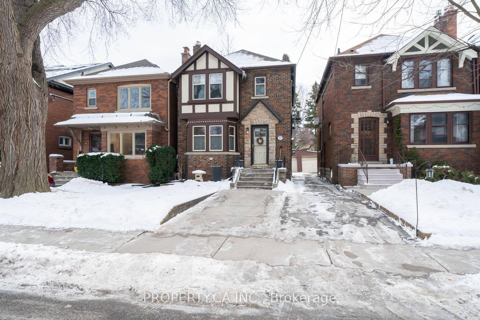 Nestled in the coveted Yonge amp ; Lawrence neighbourhood, this spacious Tudor style detached home offers an exceptional living experience.